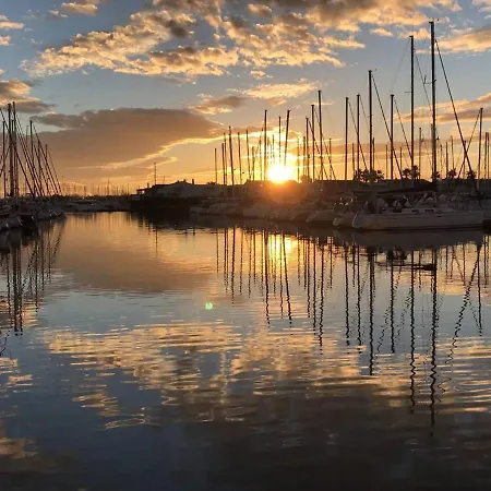 Renove Avec Piscine, Tennis Et Vue Sur Le Chenal, Proche Et Commerces - Fr-1-723-42 * Agde