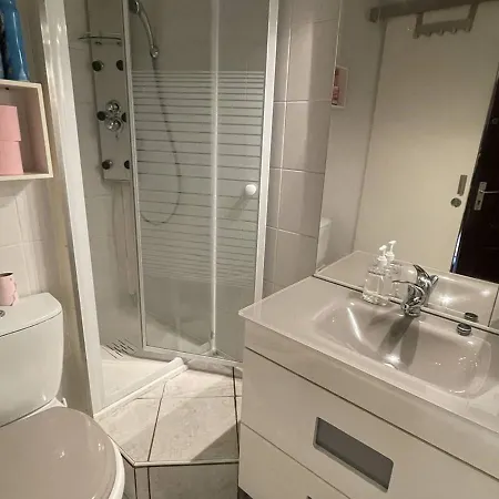 Renove Avec Piscine, Tennis Et Vue Sur Le Chenal, Proche Et Commerces - Fr-1-723-42 Apartamento